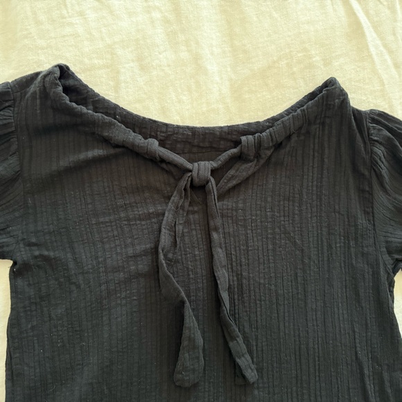 Neuflora Black 100% Cotton Top with Bow on Back and Puff Sleeves Loose Fit - Picture 8 of 16